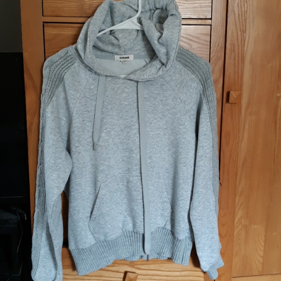 Garage hooded sweatershirt - Picture 1 of 5